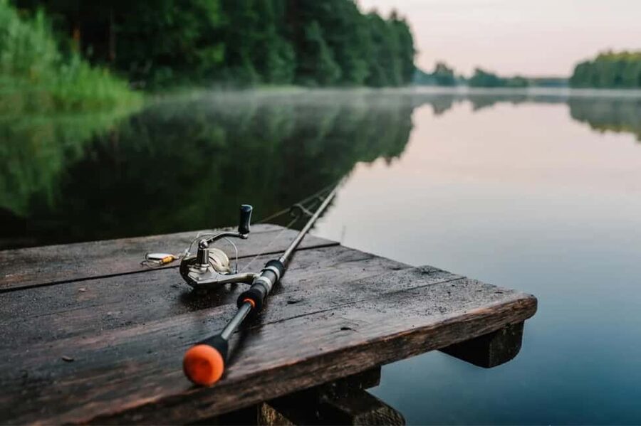 Rovaniemi: Summer & Autumn Fishing Tour in Lapland & BBQ - Four hours from Rovaniemi to a Lapland fishing spot