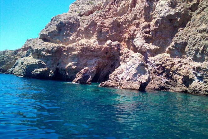 Semi Private and Private Daily Fishing Trip Athens - Lunch, drinks, and a break from the rods