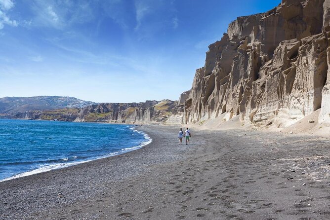 Semi - Private Fishing Tour (transportation included) - What makes this Santorini fishing trip different
