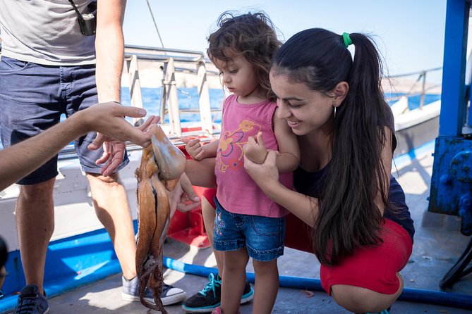 Semi - Private Fishing Tour (transportation included) - Pulling nets and learning local fishing methods