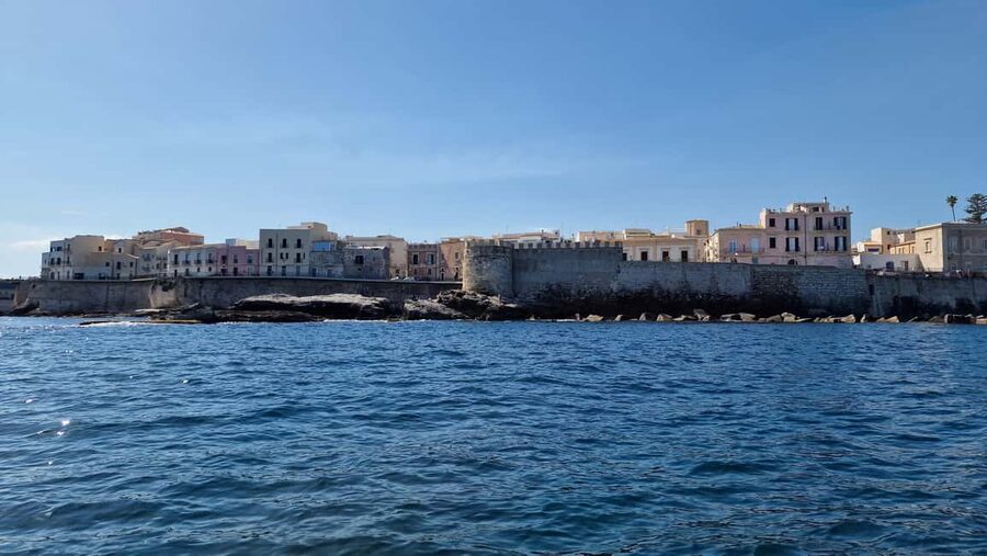 Siracusa: Ortigia +sea caves +fishing experience - Key points to know before you book