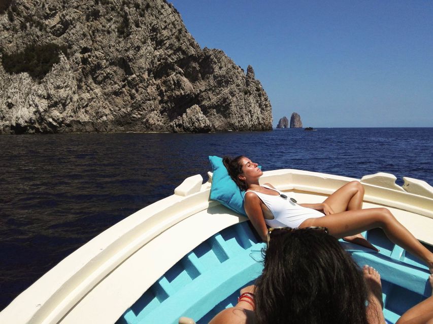 Sorrento: Sea-Fishing Tour with Lunch Onboard - What makes this Sorrento fishing day special