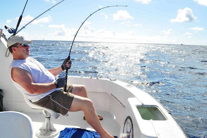 Sport Fishing at the Caribbean Sea. Enjoy an amazing time with friends & family - The catch, the kitchen and an important question to ask