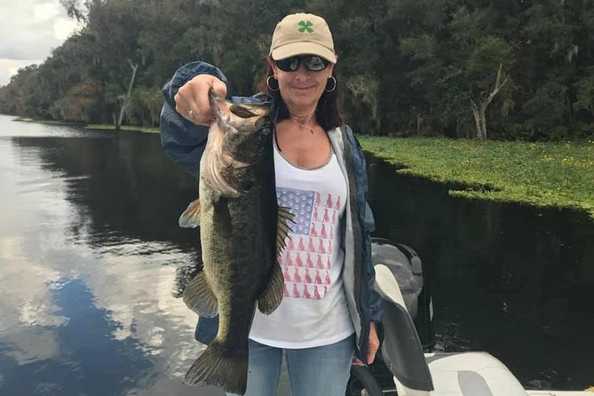 St Johns River Fishing Trip near Daytona - What is included on the boat